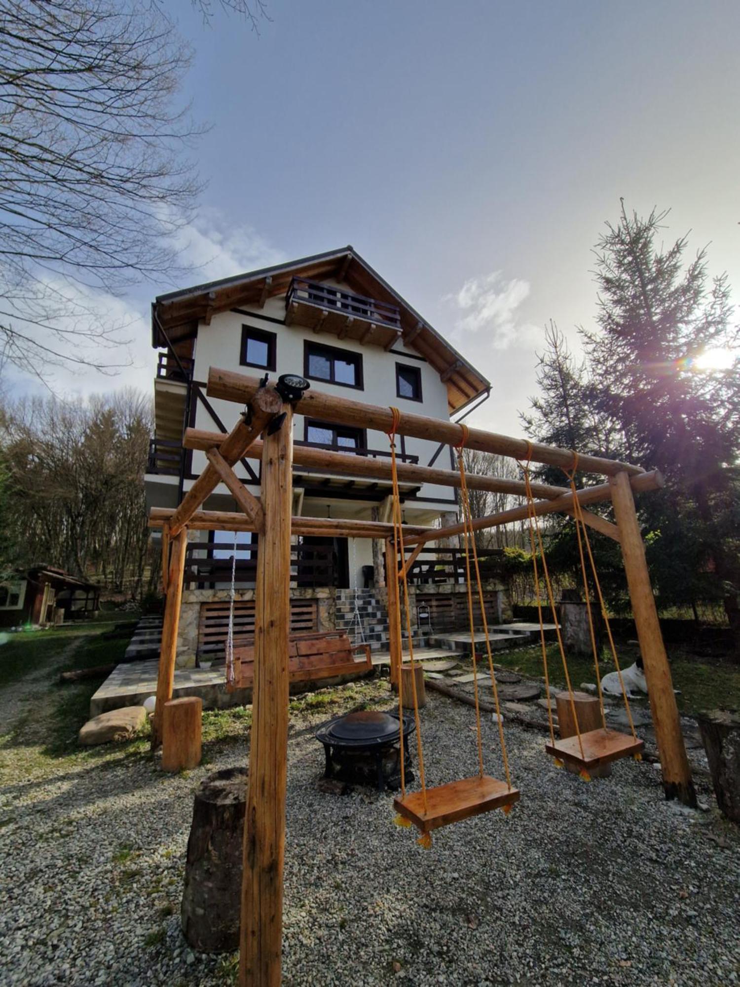 Cabana Din Padure Hotell Porumbacu de Sus Exteriör bild